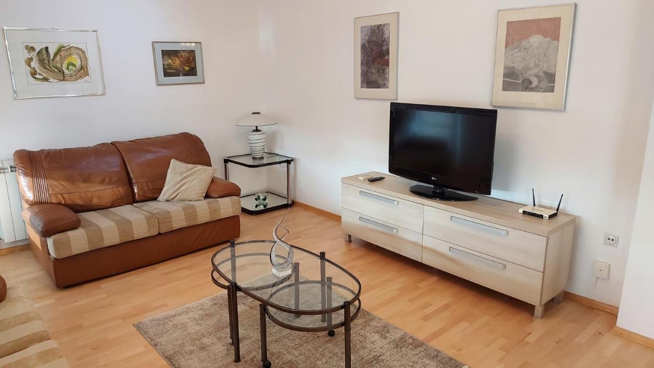 Exclusive Apartments Skopje Ngoại thất bức ảnh