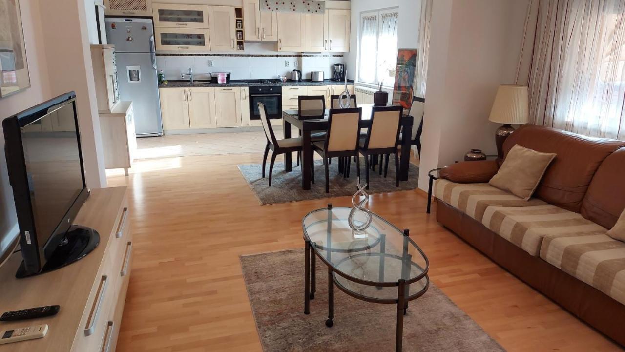 Exclusive Apartments Skopje Ngoại thất bức ảnh