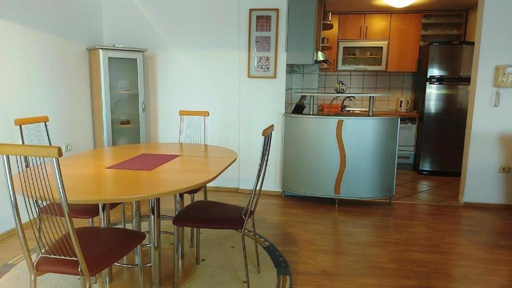 Exclusive Apartments Skopje Ngoại thất bức ảnh