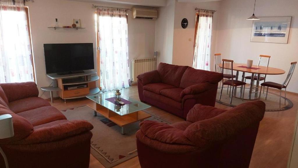 Exclusive Apartments Skopje Ngoại thất bức ảnh