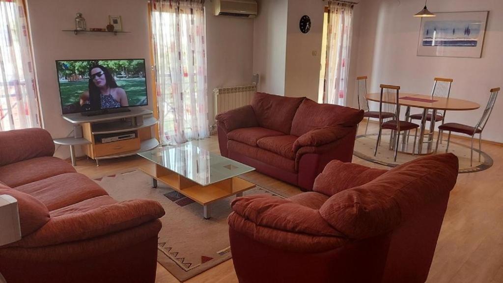 Exclusive Apartments Skopje Ngoại thất bức ảnh